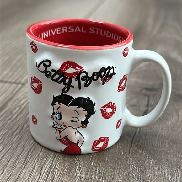 Betty Boop Universa Studios Hottie Shot Expresso Mug‎ - Picture 1 of 8
